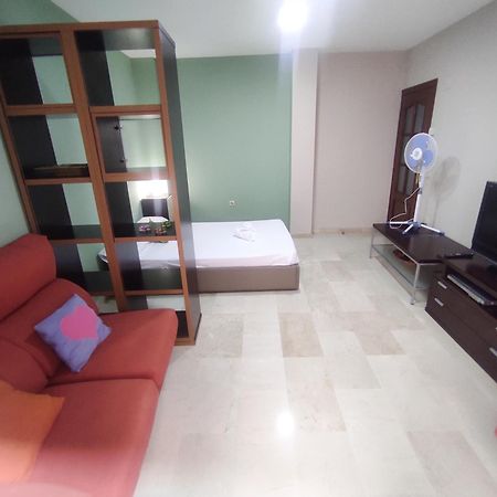 Appartamento Piso Compartido Delyrent En San Ildefonso Jaén Esterno foto