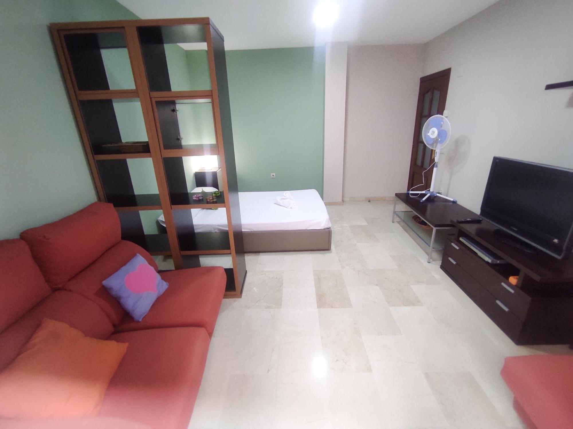Appartamento Piso Compartido Delyrent En San Ildefonso Jaén Esterno foto
